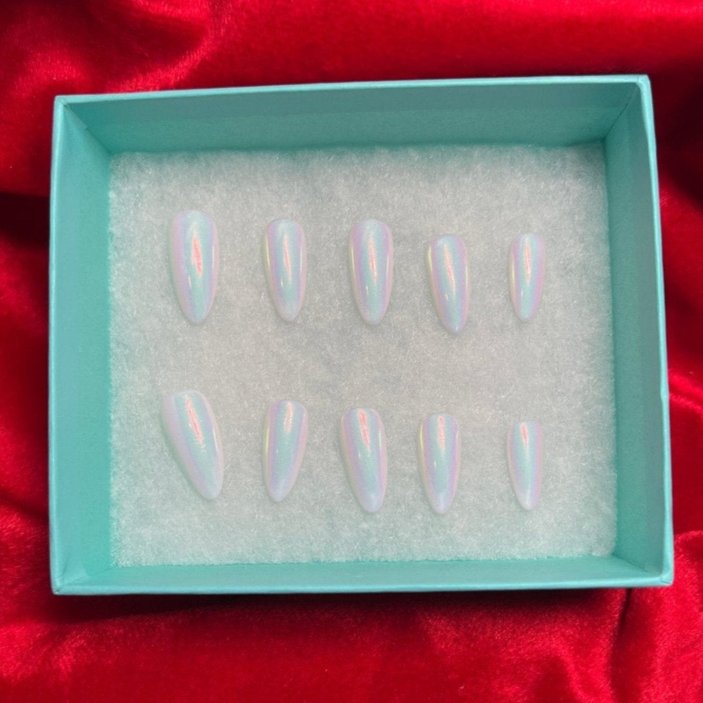 "Iridescent Siren" White Mermaid Chrome Press-On Nails | Medium Almond Size Small