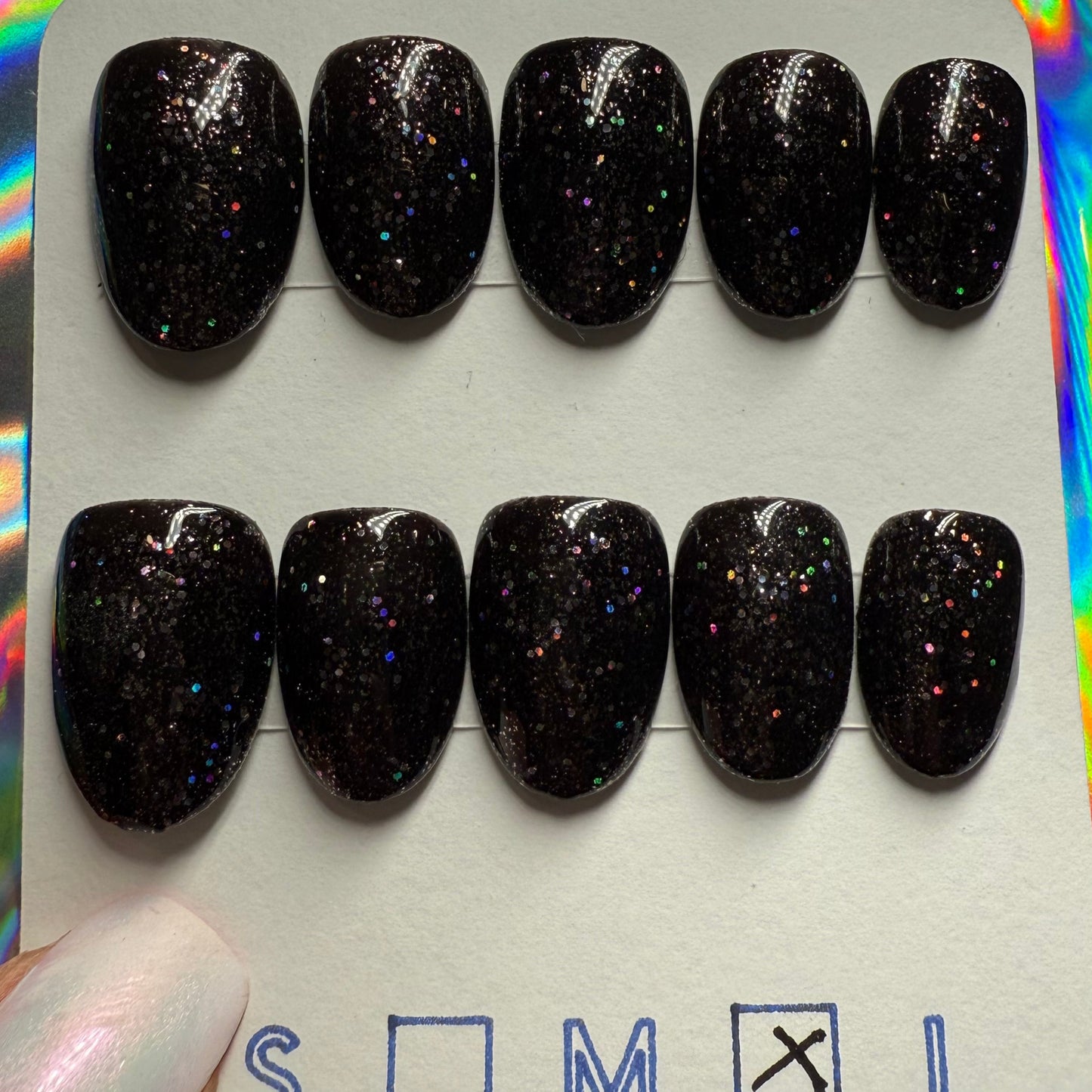 "Midnight Sparkle" Black Glitter Press-On Nails | Short Round Size Large