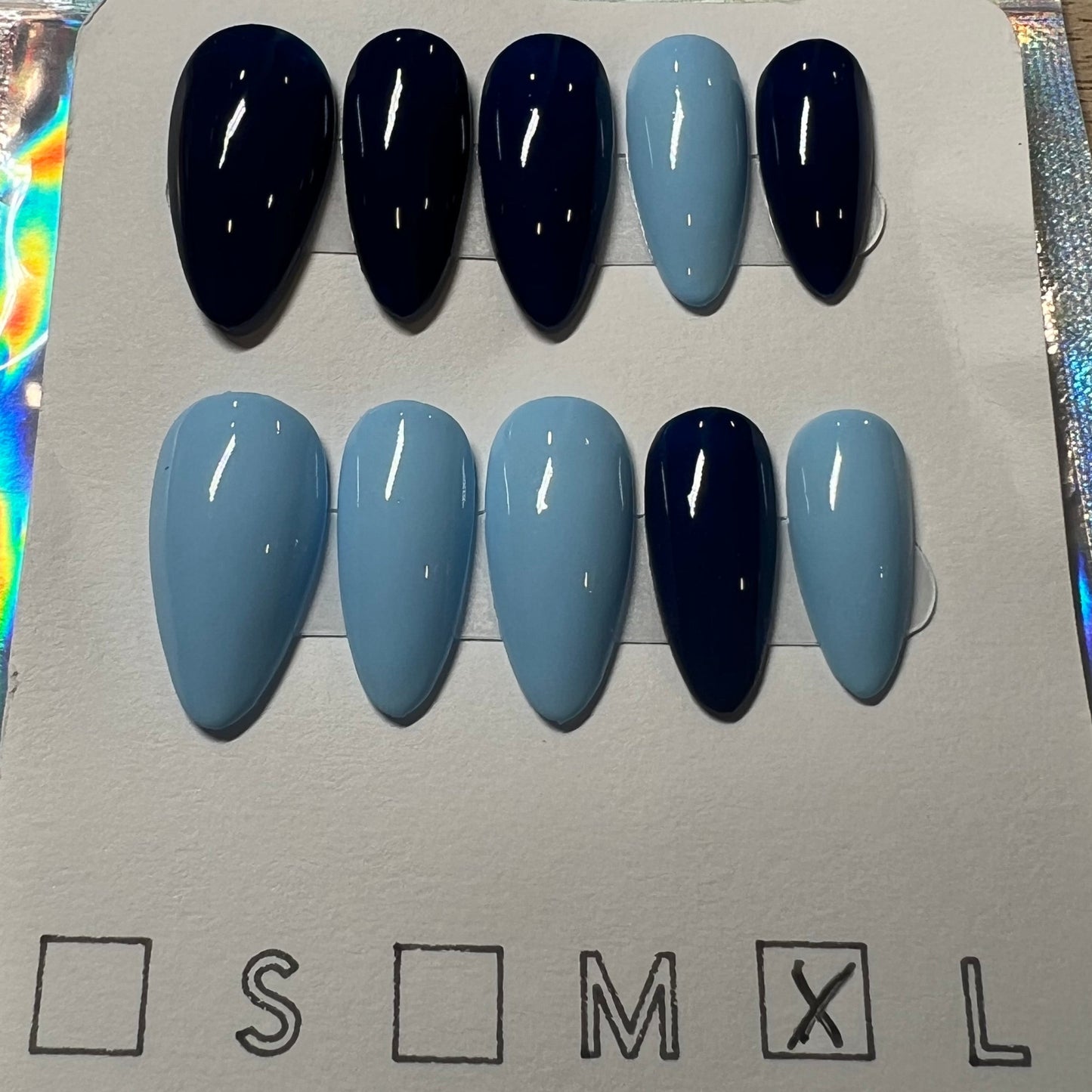 "Ocean Depths" Dual Blue Press-On Nails | Medium Almond Size Large