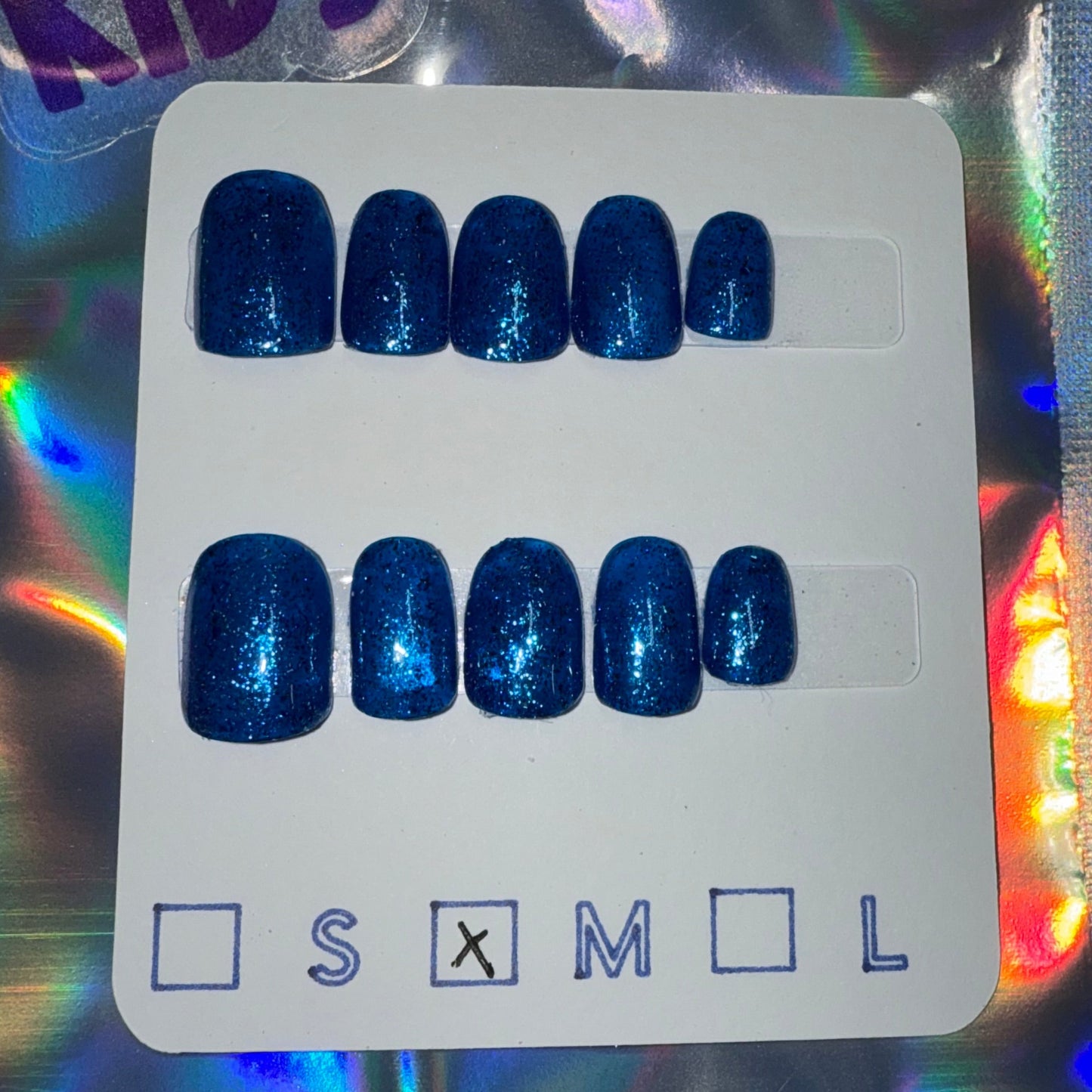 "Blue Twinkle" Kids Blue Glitter Press-On Nails | Short Round Size Medium