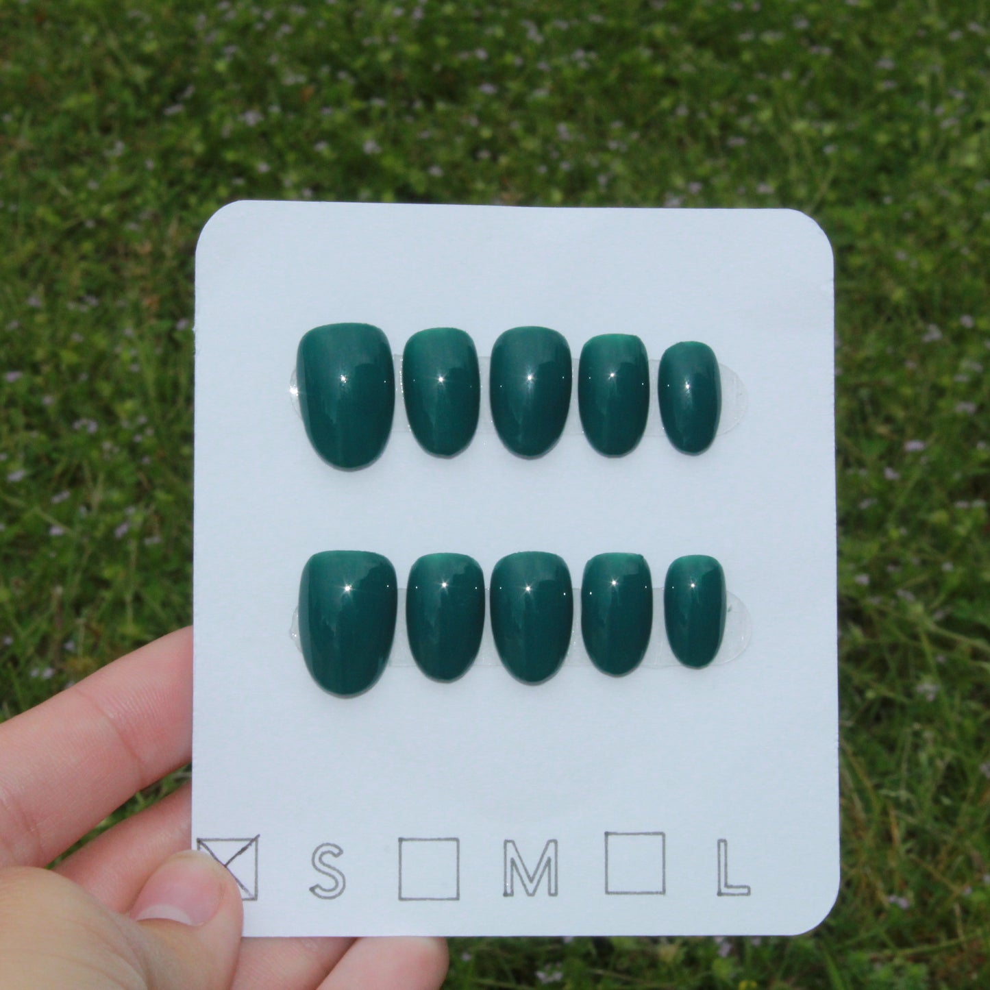 "Emerald Envy" Dark Hunter Green Press-On Nails | Short Round Size Small