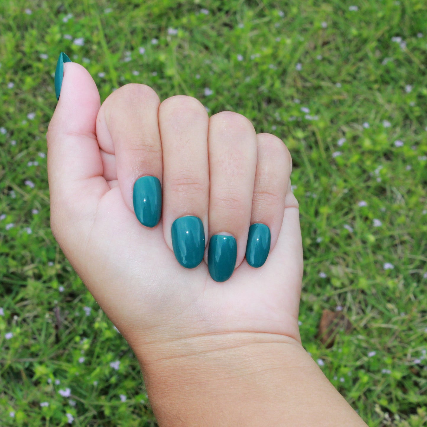 "Emerald Envy" Dark Hunter Green Press-On Nails | Short Round Size Small