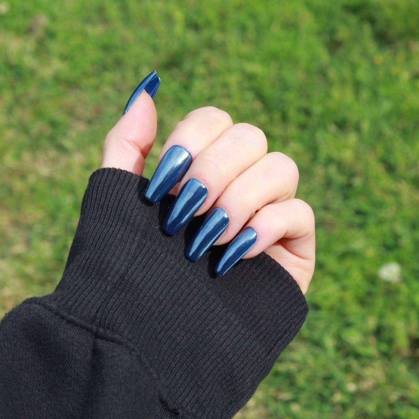 "Midnight Chrome" Navy Blue Chrome Press-On Nails | Medium Coffin Size Small