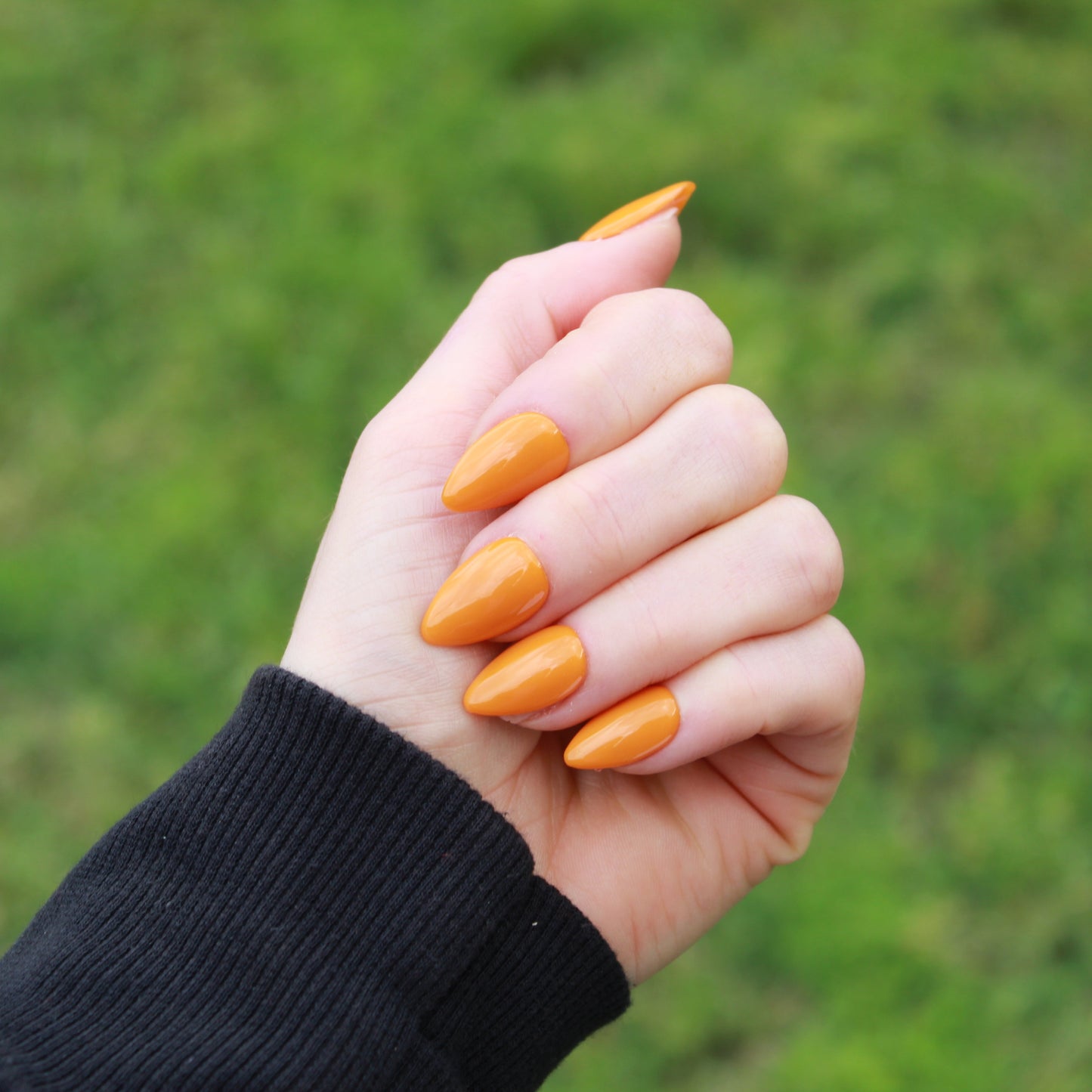 "Tangerine Dream" Orange Press-On Nails | Short Almond Size Small