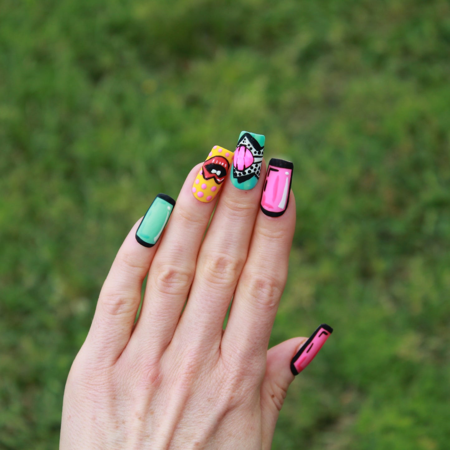 "Pop Culture Perfection" Pop Art Matte Press-On Nails | Medium Square Size Small