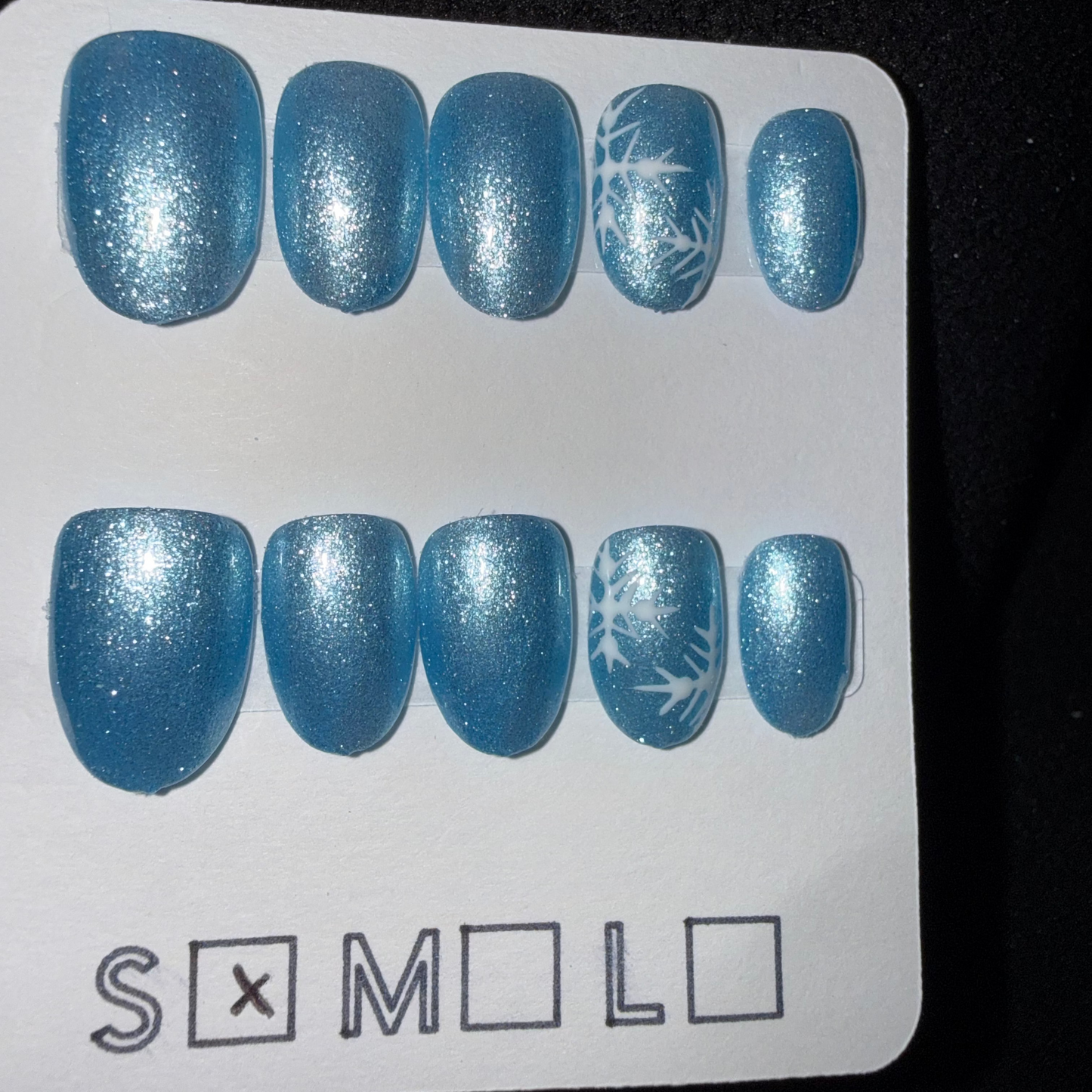 Icy Blue Glitter & Snowflake Press-On Nails – Short Round