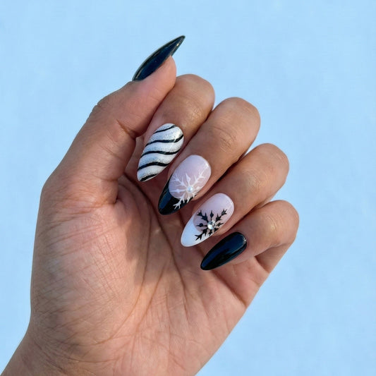 Gothic Snowflake & Swirl Press-On Nails – Medium Almond