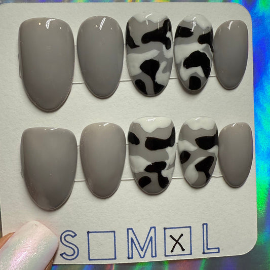 "Urban Camo" Camouflage Accent Press-On Nails | Medium Round Size Large