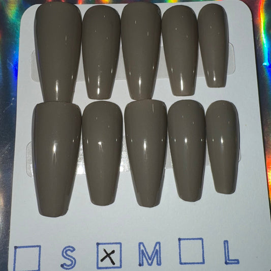 "Stormy Skies" Dark Gray Press-On Nails | Long Coffin