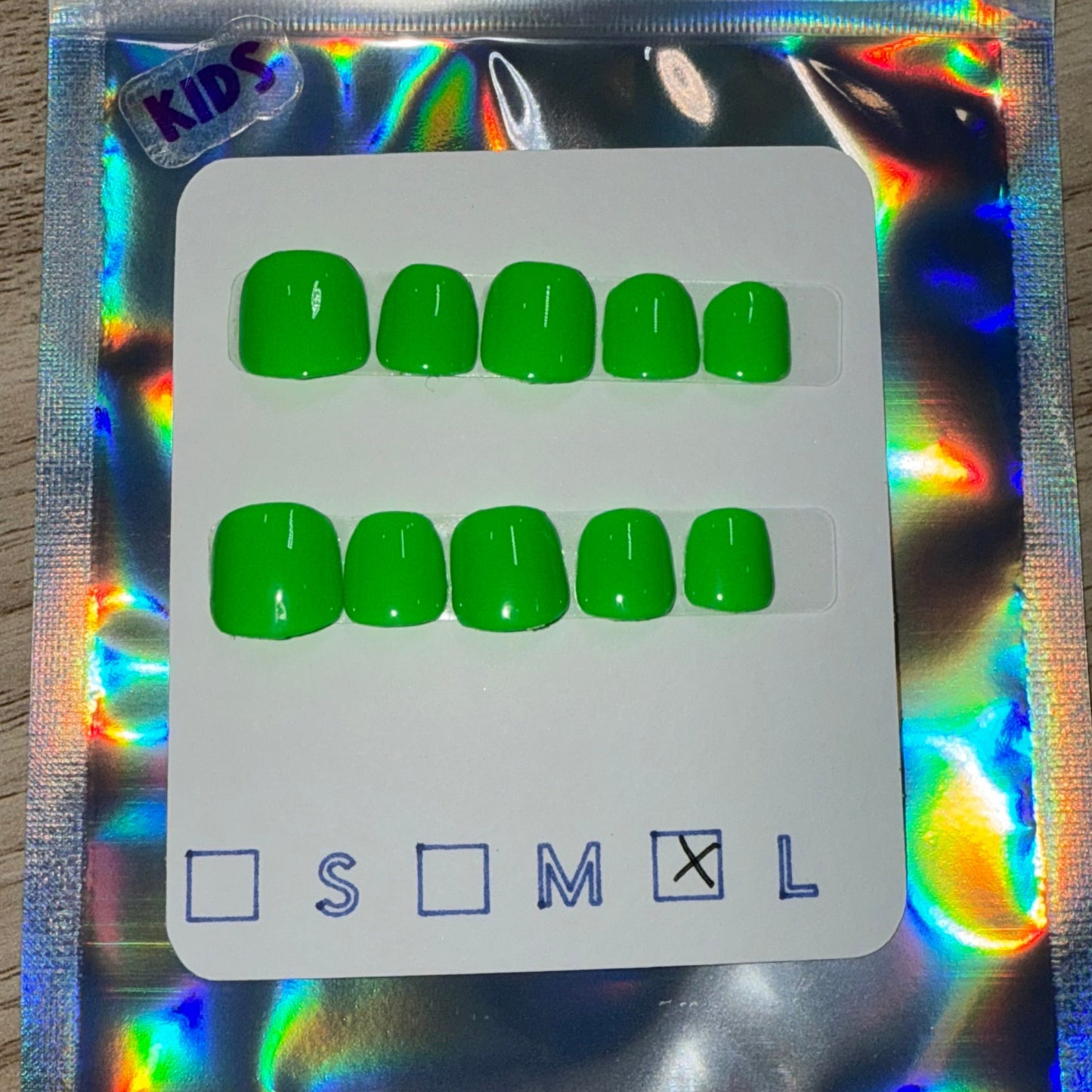 Alien Invasion - Kids' Press-On Nails (Size Large)