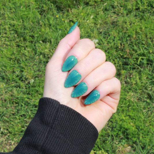 "Forest Bloom" Hunter Green Blooming Gel Press-On Nails | Short Almond Size Large